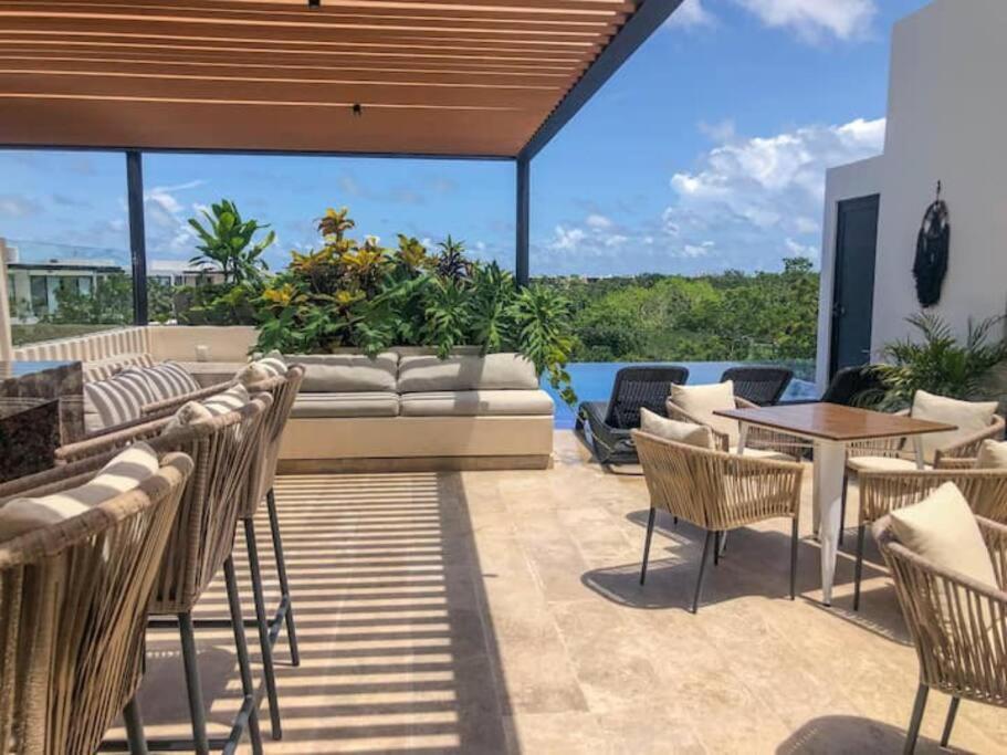 Suit Next To The Common Top Roof Exclusive Building Kingsize Bed 2 Super Pools, Gym, Grill Tulum Luaran gambar