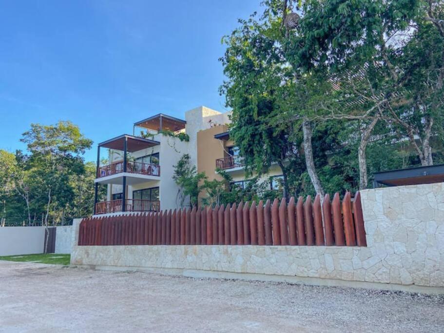 Suit Next To The Common Top Roof Exclusive Building Kingsize Bed 2 Super Pools, Gym, Grill Tulum Luaran gambar