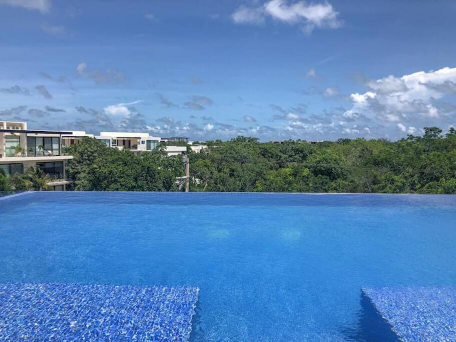 Suit Next To The Common Top Roof Exclusive Building Kingsize Bed 2 Super Pools, Gym, Grill Tulum Luaran gambar
